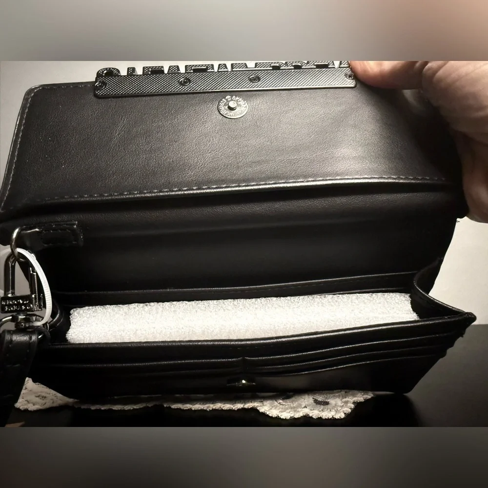 Steve Madden BCABBYY Black Flap Wallet Wristlet Zip Pouch NWT